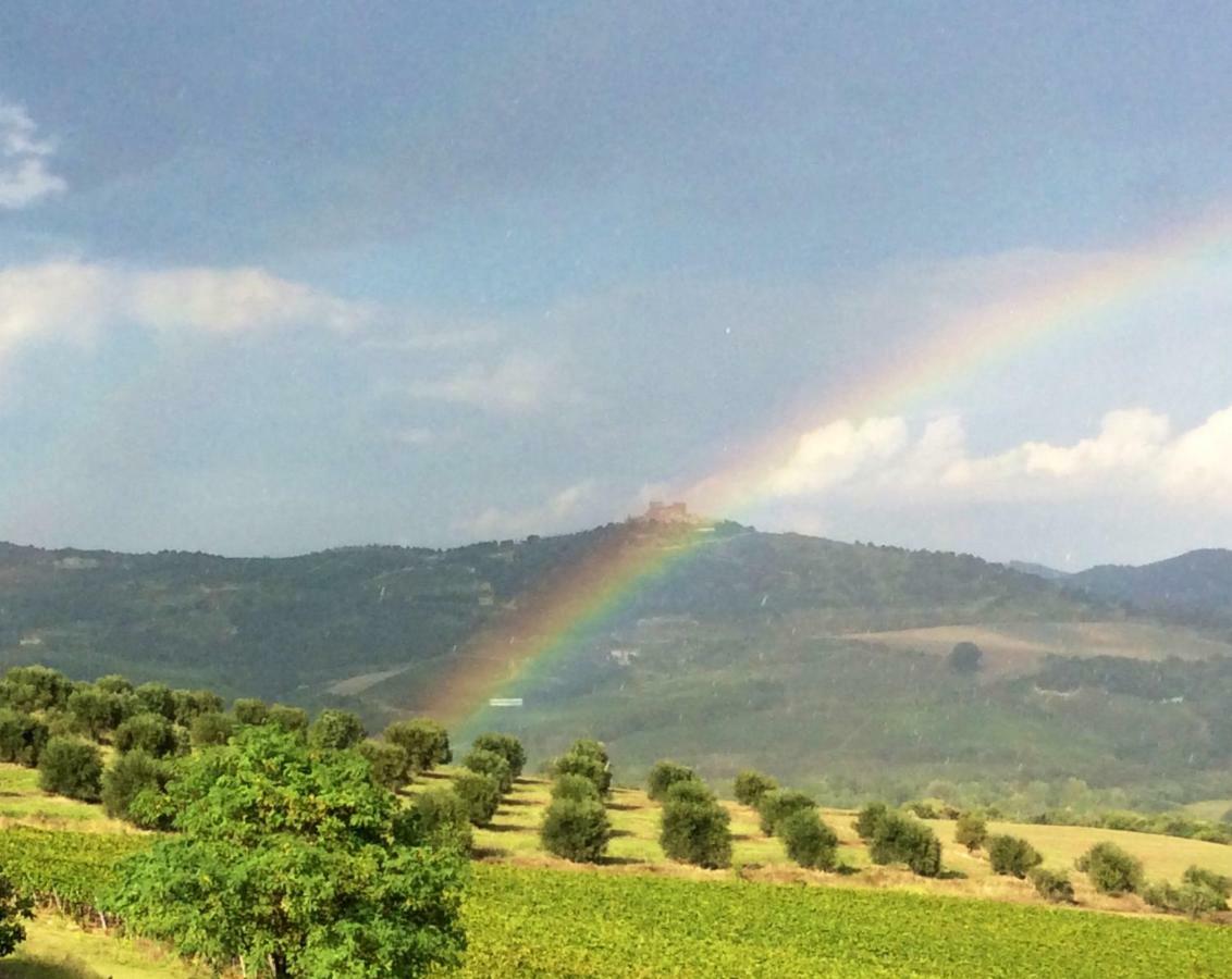Agriturismo Podere del Vescovo Montenero d'Orcia Exterior foto